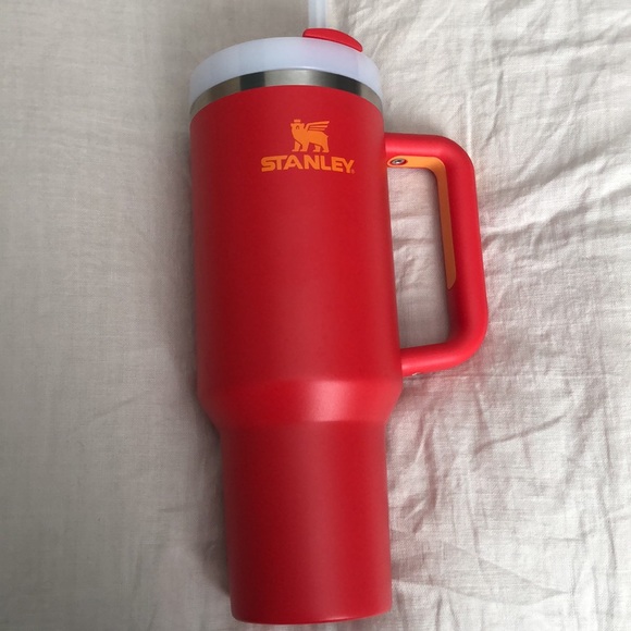 Stanley tumbler - Picture 4 of 6